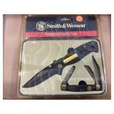 Smith & Wesson  Knives