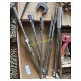 Breaker bars
