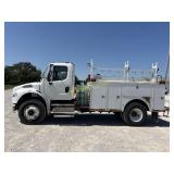 2009 Freightliner M2 106 Service body  VUT
