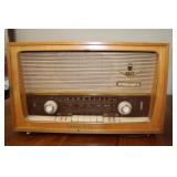 Grundig Majestic Vintage Radio 21Wide