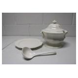 Gravy Bowl Set, Ladle, small damage on plate