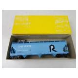 Rock Island 3-Bay Covered Hopper 133419 Accurail