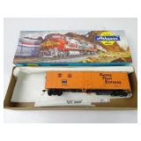 Pacific Fruit Express Mech Reefer 390590 Athearn