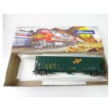 C&NW 178673 3-Bay Hopper Athearn HO Scale Model