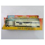 Vintage Ertl Trucks of the World Ford CL-9000