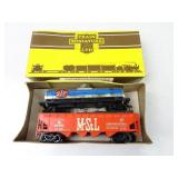 STP Tank Car & M&St.L Hopper Train-Miniature