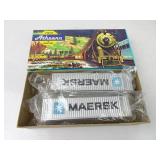 Lot of 2 Maersk Athearn HO Scale Model Shipping