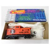 Illinois Central 9504 Caboose Roundhouse HO Scale