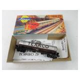 Texaco 263 Tank Car Athearn HO Scale Model Train