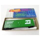 Burlington Northern 748884 Box Car Roundhouse HO