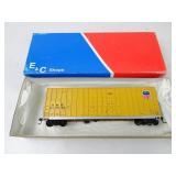 Union Pacific 517599 Dread Naught E&C Shops HO