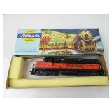 Milwaukee Road SD10 Diesel Locomotive 547 Athearn