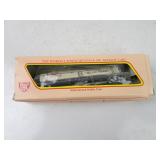 Roller Freight TRB 7947 Tank Car IHC HO Scale