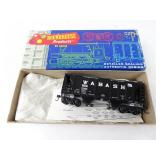 Wabash 30400 Hopper Roundhouse HO Scale Model