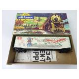Con-Cor Christmas Car 1977 Athearn HO Scale Model