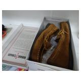 New Minnetonka Leather Size 12 Moccasins in Box