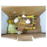 Cross Hydraulic Control Valve in Box