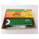 CP Rail 81094 Box Car Roundhuse HO Scale Model