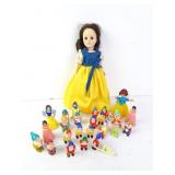 Lot of Vintage Snow White & The 7 Dwarves Toys
