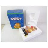 Westland Giftware Garfield the Cat Bobblehead in