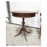 Antique Pedestal Table - 22x27"
