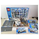 LEGO City 7498 Police Station Set in Box - OPEN