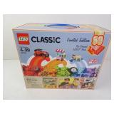 New LEGO Classic 10715 Bricks On A Roll Set In