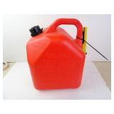 New 5 Gallon Gas Can