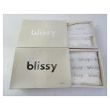 Lot of 2 New Blissy 22 Momme (White King & Queen)