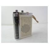 Vintage Hitachi Portable Radio - Doesn't Work