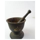 Cast Iron Mortar and Pestle Set