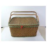Vintage Style Wicker Picnic Basket