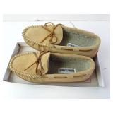 NEW Minnetonka Size 8M Wool Lined Moccasins