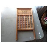 Vintage Maid-Rite No. 2072 Washboard