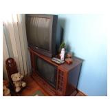 Lot of 2 TVs - Philips Magnavox & Zenith Cabinet