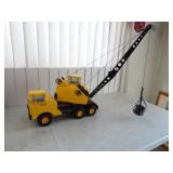 Vintage Nylint Pressed Steel Toy Bucket Crane