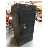 Metal Body Locking Cabinet With Key 36" x 17" x