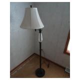 Elegant Style Swivel Top Floor Lamp with Shade