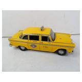 Sun Star Checker Special 1981 NYC Taxi 1/18 Scale