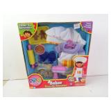 New Dora The Explorer Fisher Price Baker Dress-Up