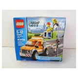 LEGO City 60054 Light Repair Truck Set in Box