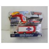 Hot Wheels Premium Nissan Team Transport Fairlady