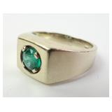 14k Gold Approx 0.66kt Emerald Ring Size 8 -