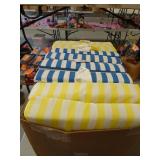 Lot of 8 Sun Squad Outdoor Cushions - 18x18'
