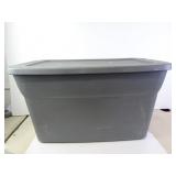 Large Sterilite Lidded Storage Tote 30gal