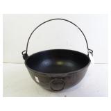 Wapak #2 Cast Iron Scotch Bowl