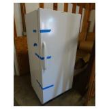 Woods R17NAV Upright Refrigerator