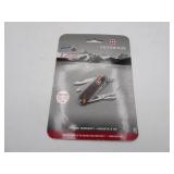 New Victorinox Swiss Compact Pocket Knife