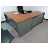 77" x 71" Office Corner Desk w/ Locking Drawers &