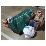 Lot of Seasonal Dï¿½cor - Christmas & Halloween